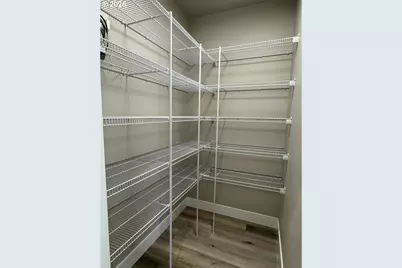 126 Coles Valley St, Sutherlin, OR 97479 - Photo 16