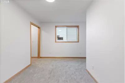 715 St Charles St, Eugene, OR 97402 - Photo 16