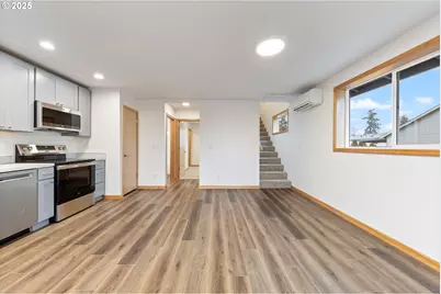 715 St Charles St, Eugene, OR 97402 - Photo 8