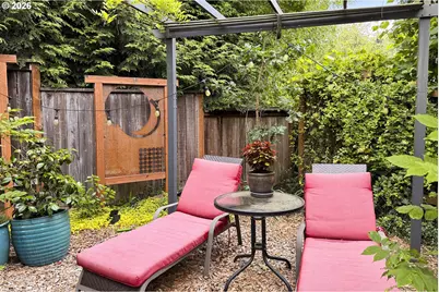 4406 SW Lobelia St, Portland, OR 97219 - Photo 46