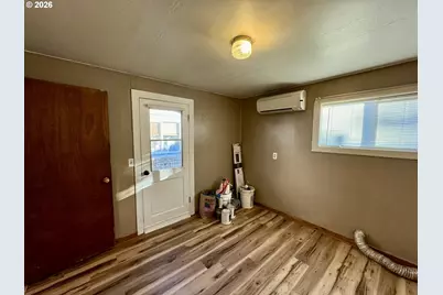 506 W Clark St, Medford, OR 97501 - Photo 30