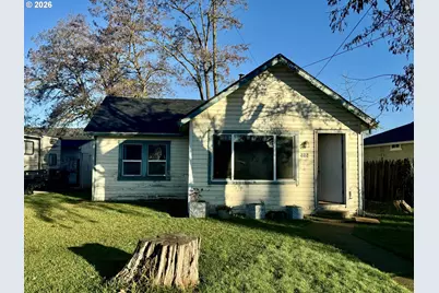 506 W Clark St, Medford, OR 97501 - Photo 2