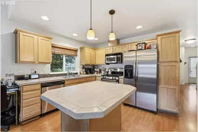 11181 SE Adamson Ct, Milwaukie, OR 97222 - Photo 2