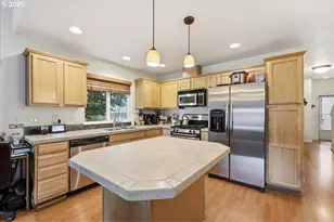 11181 SE Adamson Ct, Milwaukie, OR 97222 - Photo 2