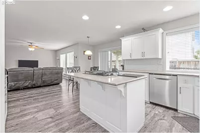 715 Shadowwood Loop, Keizer, OR 97303 - Photo 14