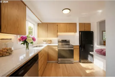 4239 SW Garden Home Rd, Portland, OR 97219 - Photo 8