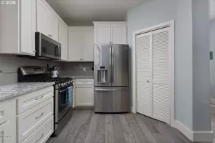 6315 SW Arbor Dr, South Beach, OR 97366 - Photo 12