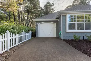 6315 SW Arbor Dr, South Beach, OR 97366 - Photo 28