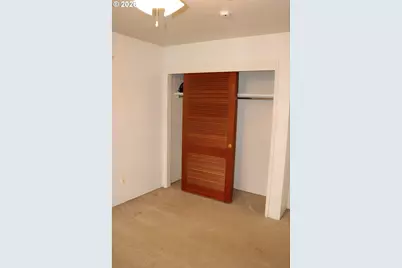 711 SW Rogue River Ave, Grants Pass, OR 97526 - Photo 26
