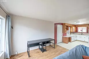 240 S 7th St, Lebanon, OR 97355 - Photo 12