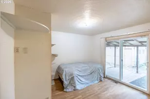 240 S 7th St, Lebanon, OR 97355 - Photo 10