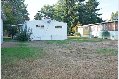 12430 N South Shore Ave, Portland, OR 97217 - Photo 6