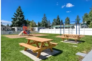 12430 N South Shore Ave, Portland, OR 97217 - Photo 22