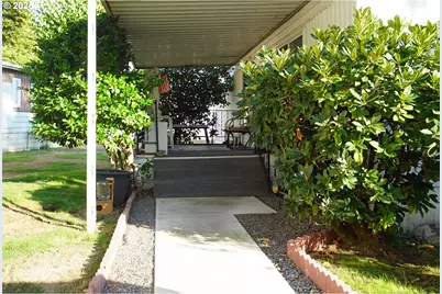 12430 N South Shore Ave, Portland, OR 97217 - Photo 4