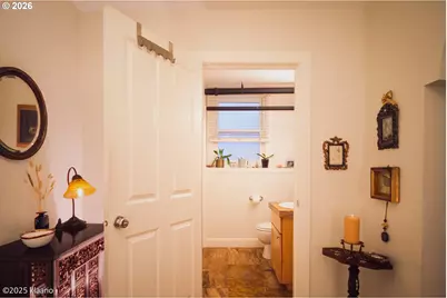 133 NW 18th Ave #1, Portland, OR 97209 - Photo 28