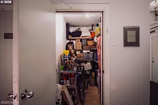 133 NW 18th Ave, Portland, OR 97209 - Photo 32