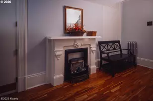 133 NW 18th Ave, Portland, OR 97209 - Photo 38