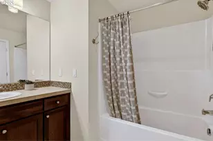 10521 NE Park Ridge Way, Hillsboro, OR 97006 - Photo 28