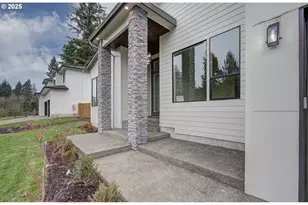 2010 NE 159th St, Ridgefield, WA 98642 - Photo 2
