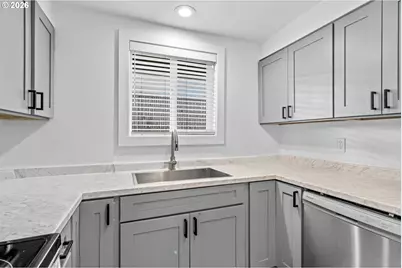 3311 NE View Ave, Gresham, OR 97030 - Photo 12