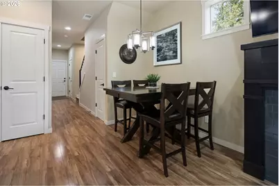11302 SW Hallmark Ter, Tigard, OR 97223 - Photo 8