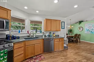 1140 Trail Ave, Eugene, OR 97404 - Photo 8