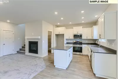 8990 SW Vermillion Dr, Tualatin, OR 97062 - Photo 4