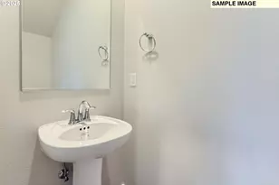 8990 SW Vermillion Dr, Tualatin, OR 97062 - Photo 12