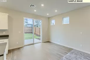 8990 SW Vermillion Dr, Tualatin, OR 97062 - Photo 6