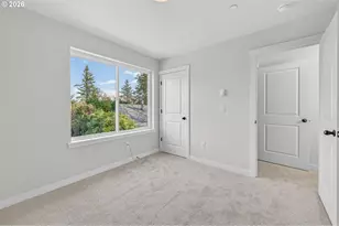 9267 E Burnside St, Portland, OR 97216 - Photo 20