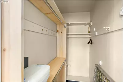 709 SW 16th Ave #406, Portland, OR 97205 - Photo 20