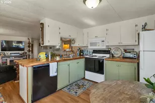 620 SE 2nd Ave, Canby, OR 97013 - Photo 16