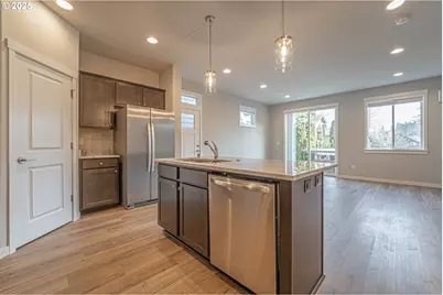 4901 NE 2nd Ct, Vancouver, WA 98663 - Photo 4