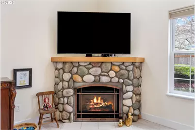 948 28th St, Hood River, OR 97031 - Photo 8