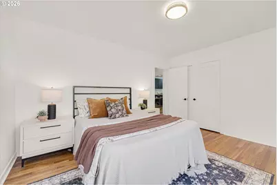 5818 NE 35th Pl, Portland, OR 97211 - Photo 12