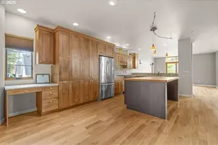 1892 Cousteau Loop SE, Salem, OR 97302 - Photo 10