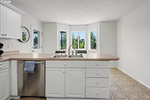 2570 Ptarmigan St NW, Salem, OR 97304 - Photo 14