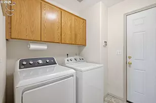 17845 SW Zenith Pl, Beaverton, OR 97007 - Photo 26