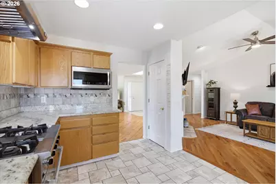 17845 SW Zenith Pl, Beaverton, OR 97007 - Photo 12