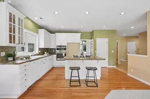 1231 NW Mayfield Rd, Portland, OR 97229 - Photo 10