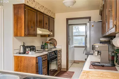 4558 Treeside Ct, Salem, OR 97305 - Photo 2