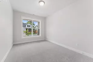 16414 SW Cambridge Ln, Portland, OR 97224 - Photo 12