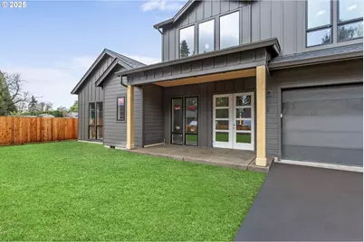 19319 SE River Rd, Milwaukie, OR 97267 - Photo 2