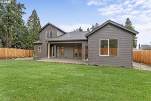 19319 SE River Rd, Milwaukie, OR 97267 - Photo 4