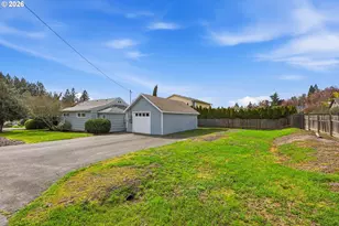 896 5th St, Lafayette, OR 97127 - Photo 28