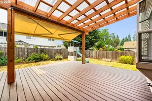 2593 NE Lorie Dr, Hillsboro, OR 97124 - Photo 30