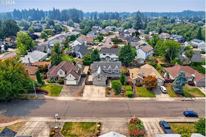 2593 NE Lorie Dr, Hillsboro, OR 97124 - Photo 36
