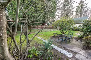 9436 NE Prescott St, Portland, OR 97220 - Photo 28