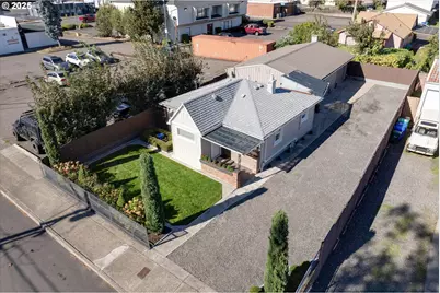 18149 SE Pine St, Portland, OR 97233 - Photo 4