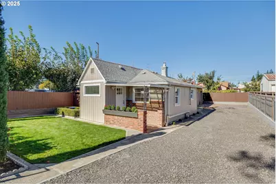 18149 SE Pine St, Portland, OR 97233 - Photo 2